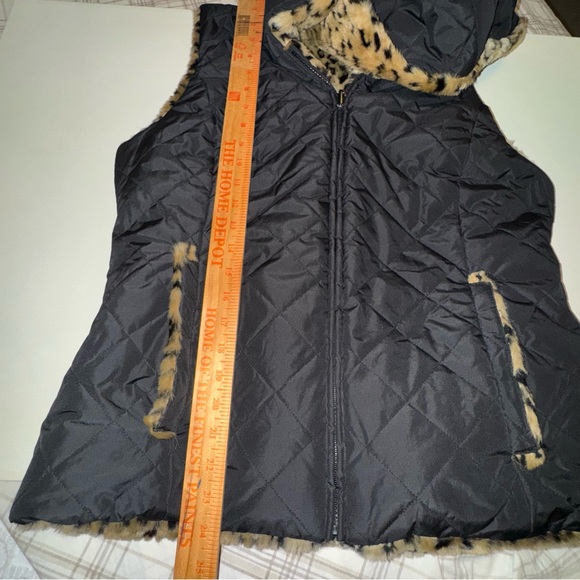 Kristen Blake Reversible Black & Leopard Faux Fur Vest - Picture 12 of 12